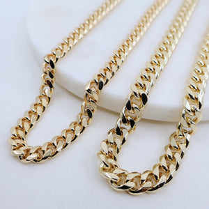 Megen Gabrielle Jewelry | Curb Chain necklace. gold fill necklace, 18k gold fill necklace, gold filled necklace, 18k gold fill necklace, Curb chain 18k gold fill. curb chain 14k gold fill.  curb chain necklace. cuban chain necklace. curb chain necklace gold. Cuban chain necklace. womens gold chain necklace. Thick curb chain necklace. Thin curb chain necklace. Thick cuban chain necklace. thin cuban chain necklace.